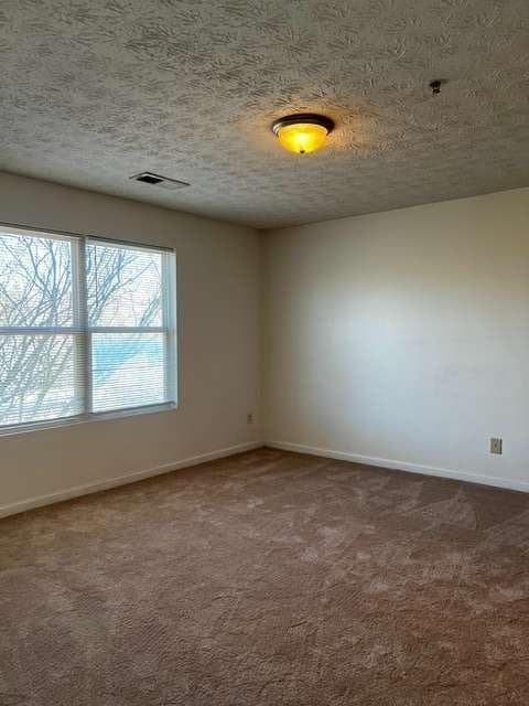 3 bedroom, 2 bathroom, 1,292 sq ft condominium under contract at 10303 Waldrop Place, Decatur, GA 30034 — photo 8