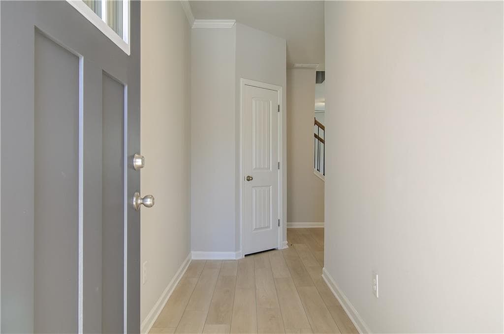 3 bedroom, 3 bathroom, 1,849 sq ft townhouse under contract at 8110 Tiger Way, Riverdale, GA 30296 — photo 3
