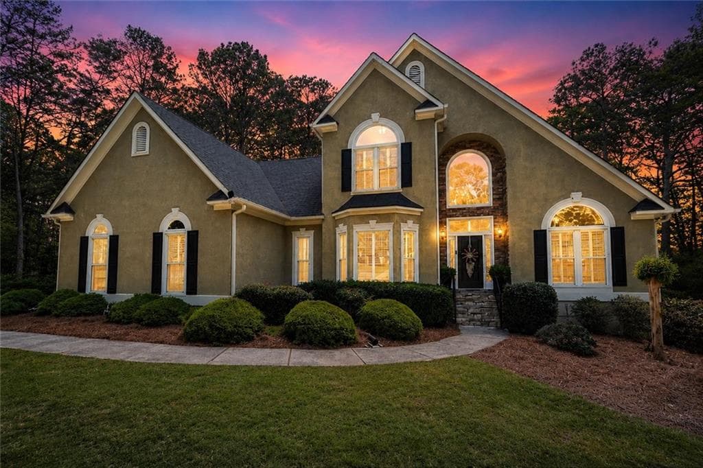 716 Whisper Wind Court