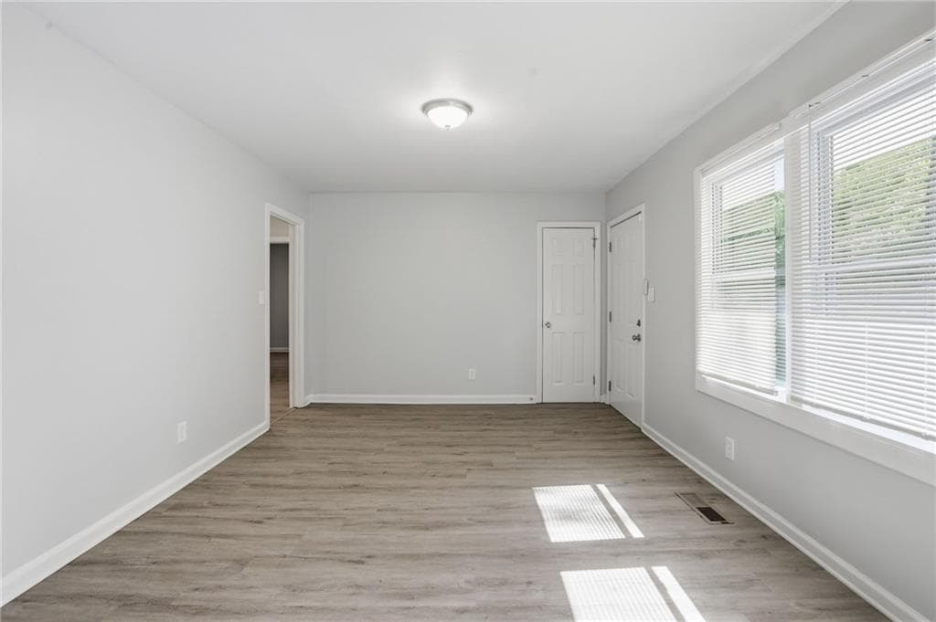3 bedroom, 1 bathroom, 1,000 sq ft single family residence for sale at 2246 Polar Rock Terrace, Atlanta, GA 30315 — photo 7