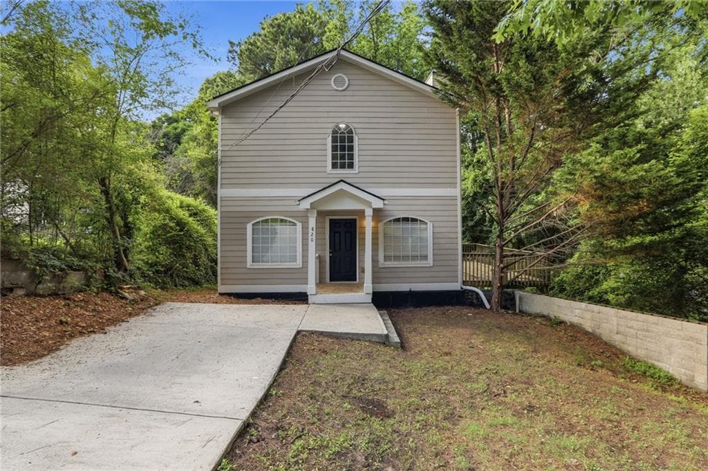 4 bedroom, 3 bathroom, 2,000 sq ft single family residence for sale at 820 Magna Carta Drive, Atlanta, GA 30318