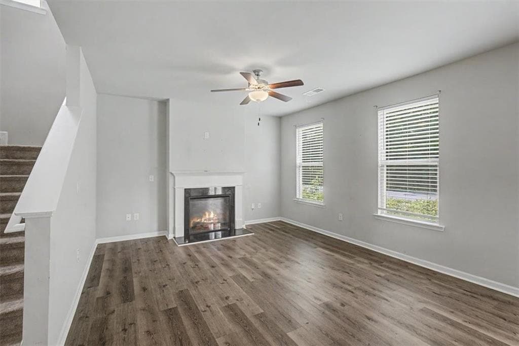 4 bedroom, 3 bathroom, 2,269 sq ft single family residence for sale at 212 Mcginnis Circle, Calhoun, GA 30701 — photo 8