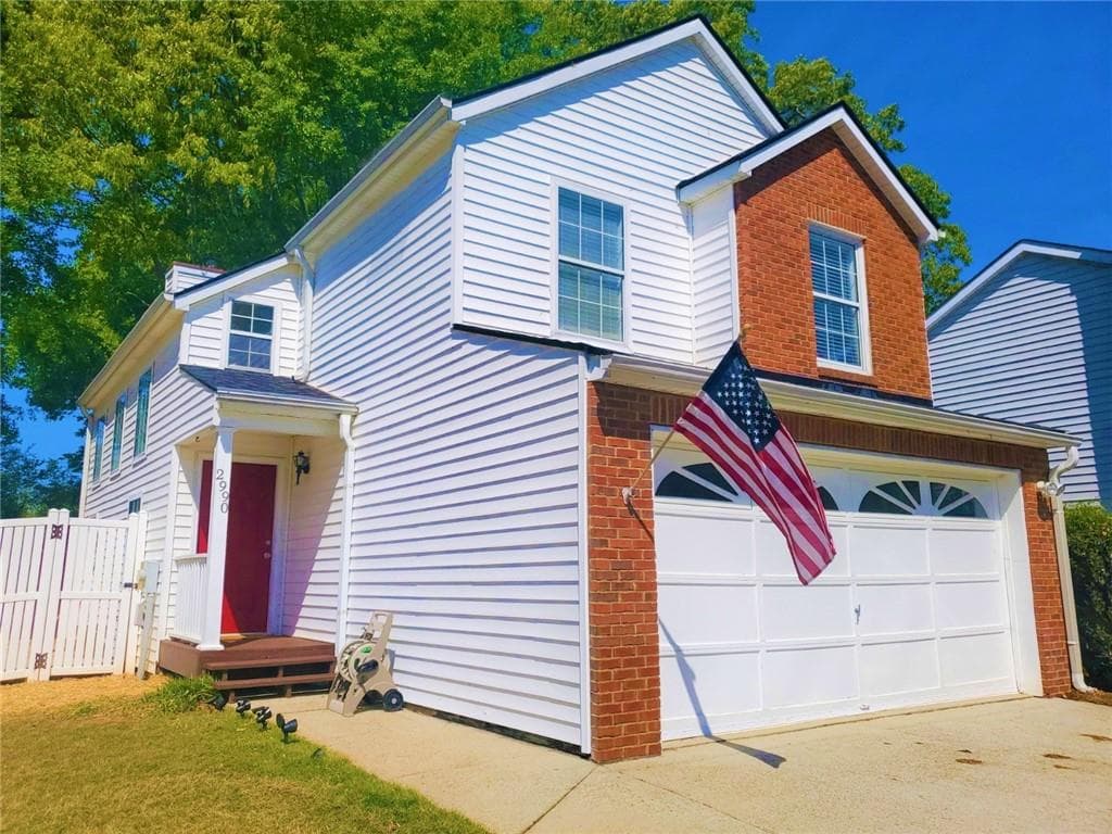 3 bedroom, 3 bathroom, 1,256 sq ft single family residence for sale at 2990 Barnwood Crossing, Duluth, GA 30097 — photo 1 of 19