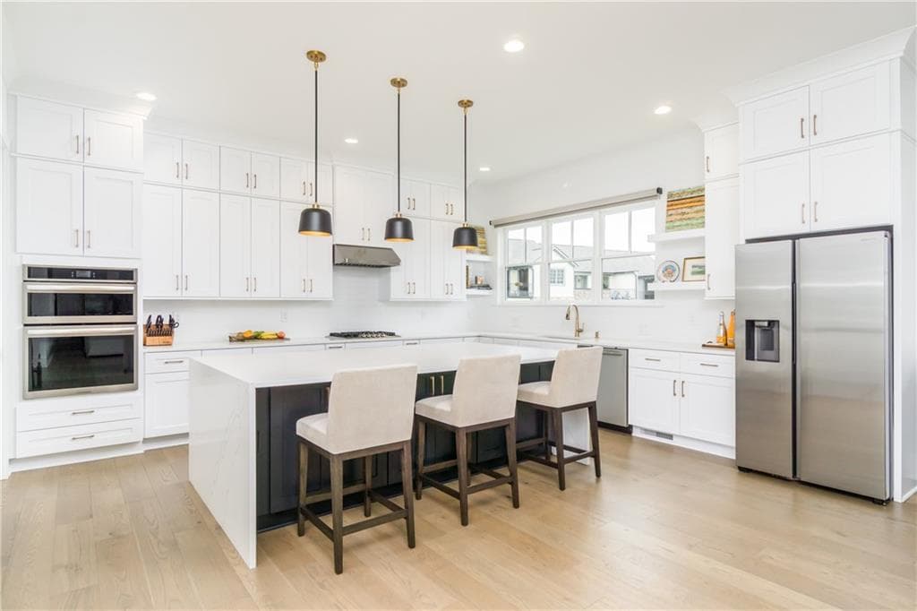 4 bedroom, 4 bathroom, 3,190 sq ft single family residence for sale at 6076 Gaines Street, Norcross, GA 30071 — photo 3