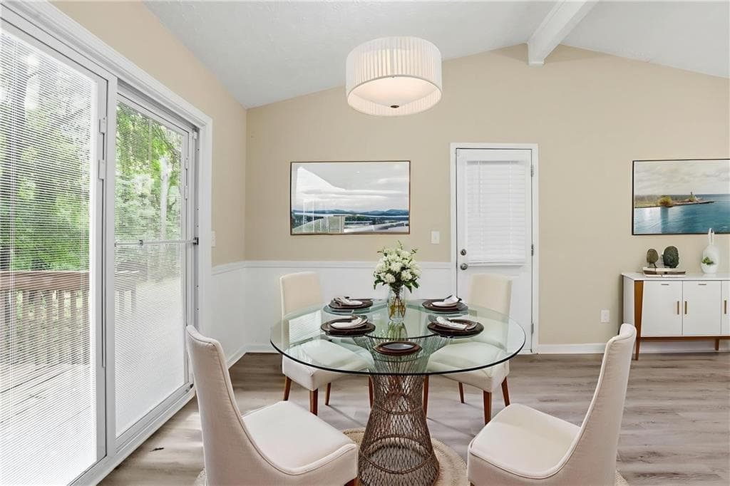 5 bedroom, 3 bathroom, 1,288 sq ft single family residence under contract at 580 Wilson Mill Road, Atlanta, GA 30331 — photo 3
