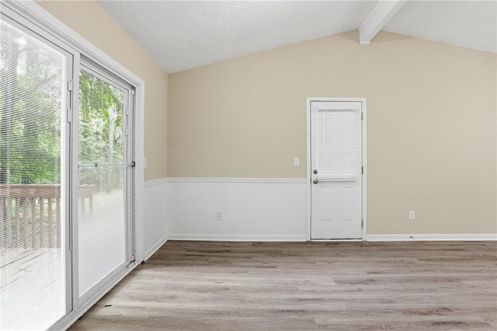 5 bedroom, 3 bathroom, 1,288 sq ft single family residence under contract at 580 Wilson Mill Road, Atlanta, GA 30331 — photo 7