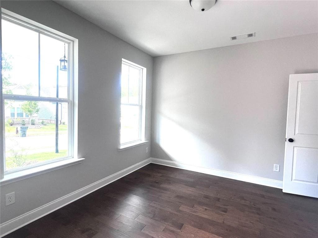5 bedroom, 3 bathroom, 3,579 sq ft single family residence for rent at 4385 Easter Lily Avenue, Buford, GA 30519 for $2,950 a month — photo 5
