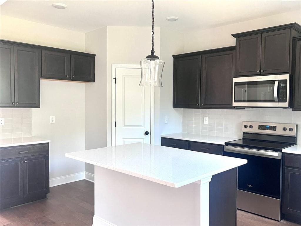 5 bedroom, 3 bathroom, 3,579 sq ft single family residence for rent at 4385 Easter Lily Avenue, Buford, GA 30519 for $2,950 a month — photo 9