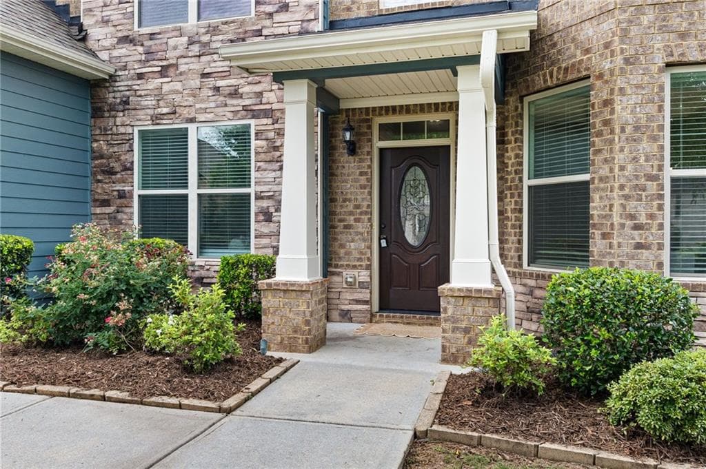 7 bedroom, 5 bathroom, 4,512 sq ft single family residence for sale at 459 Fairway Drive, Acworth, GA 30101 — photo 6