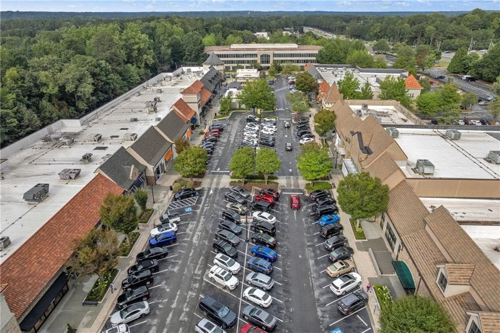 3 bedroom, 3 bathroom, 2,507 sq ft townhouse sold at 3179 Rock Port Circle, Peachtree Corners, GA 30092
