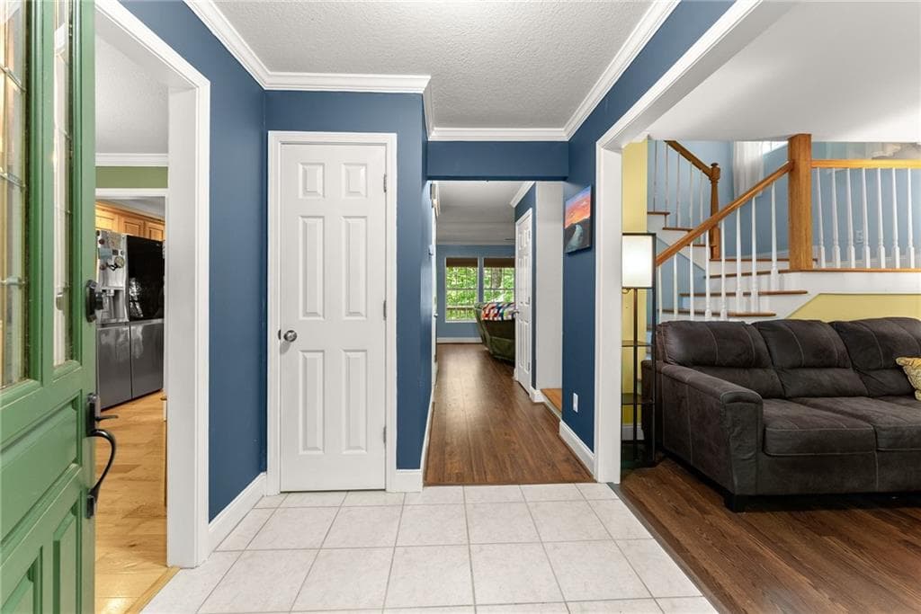 5 bedroom, 4 bathroom, 3,100 sq ft single family residence for sale at 116 Marion Lane, Sautee Nacoochee, GA 30571 — photo 4