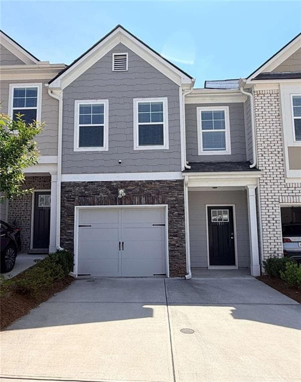3 bedroom, 3 bathroom, 1,590 sq ft townhouse under contract at 1911 Plainsboro Drive, Stonecrest, GA 30058