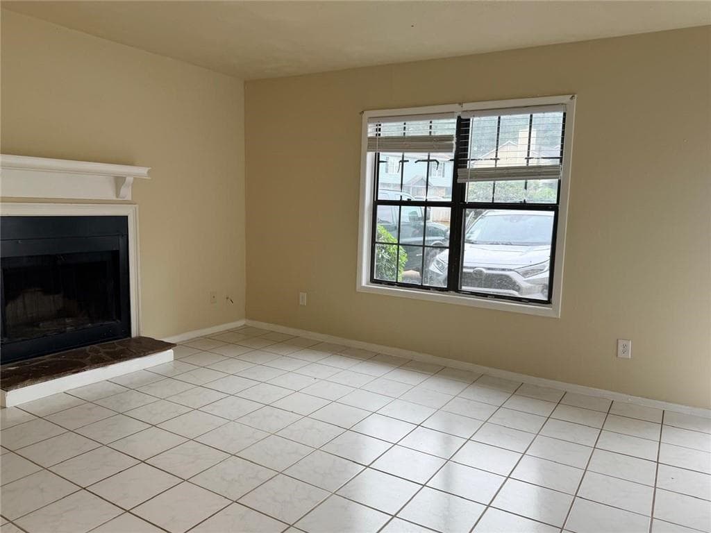 2 bedroom, 3 bathroom quadruplex for rent at 61 Caboose Court, Lawrenceville, GA 30044 for $1,550 a month — photo 4