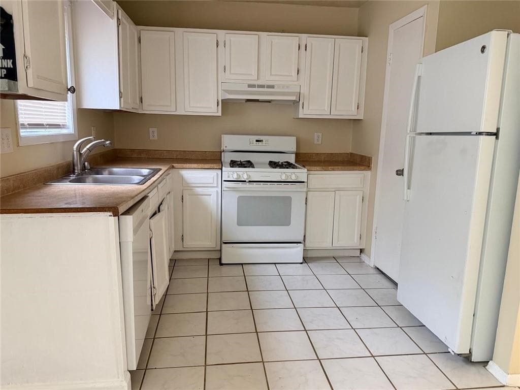 2 bedroom, 3 bathroom quadruplex for rent at 61 Caboose Court, Lawrenceville, GA 30044 for $1,550 a month — photo 8