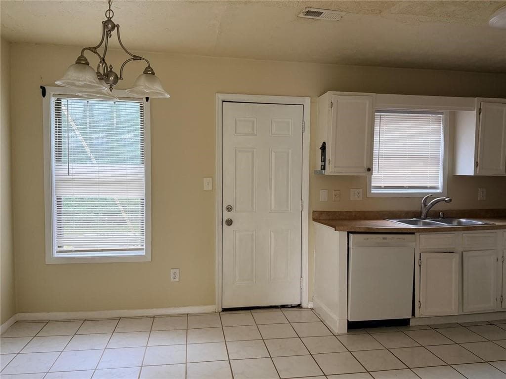 2 bedroom, 3 bathroom quadruplex for rent at 61 Caboose Court, Lawrenceville, GA 30044 for $1,550 a month — photo 9
