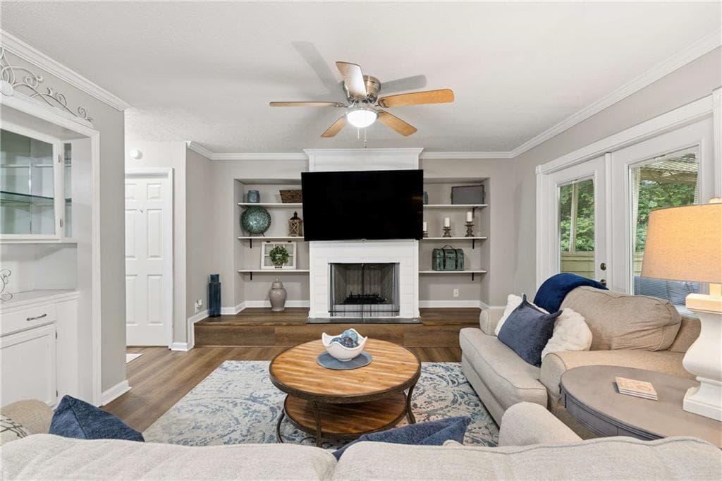 2 bedroom, 2 bathroom, 2,070 sq ft condominium for sale at 6500 Gaines Ferry Road G-1, Flowery Branch, GA 30542 — photo 3