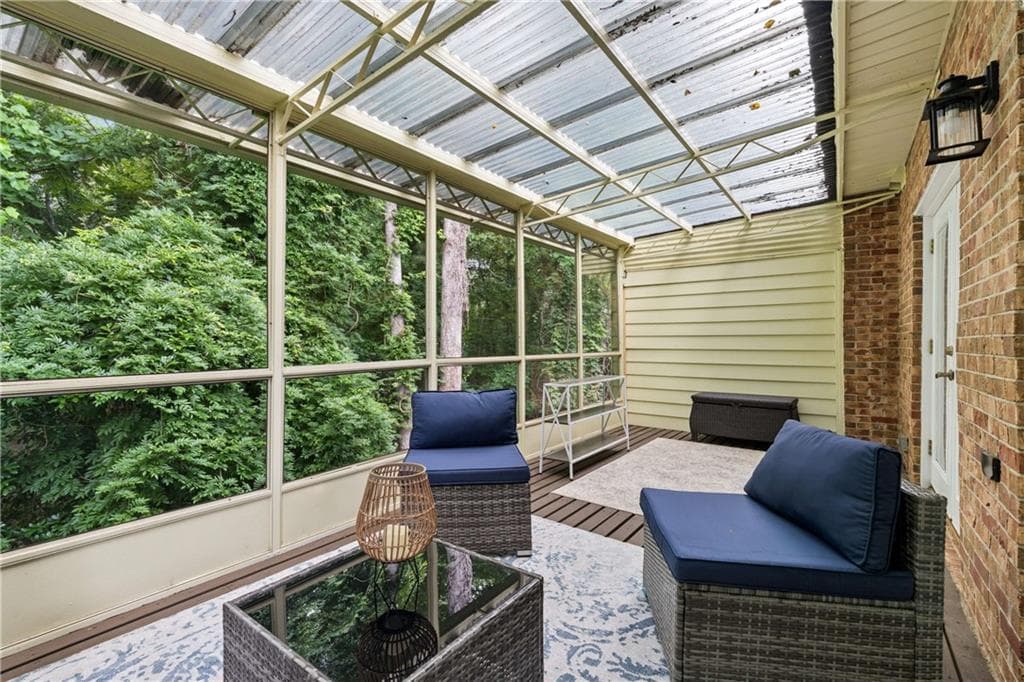 2 bedroom, 2 bathroom, 2,070 sq ft condominium for sale at 6500 Gaines Ferry Road G-1, Flowery Branch, GA 30542 — photo 6