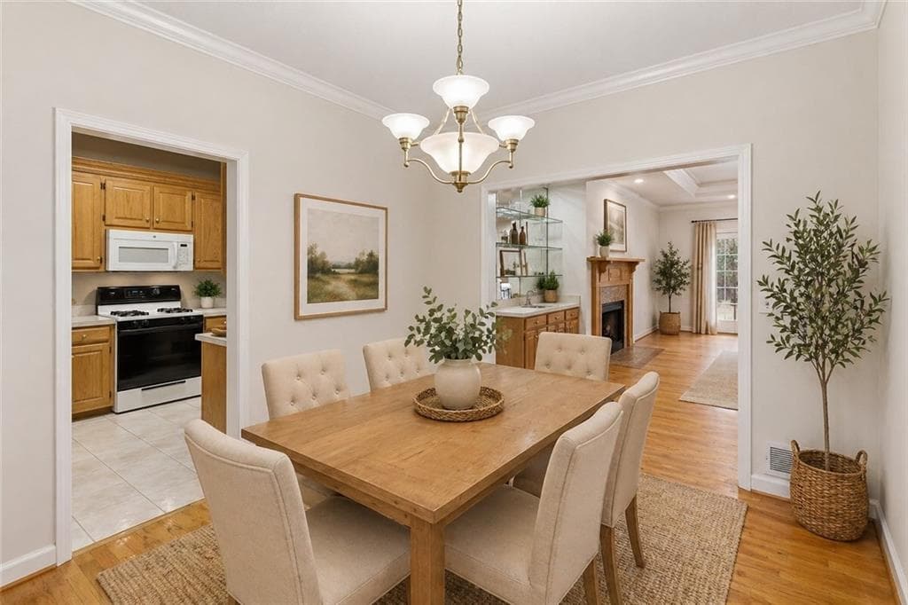 3 bedroom, 2 bathroom, 1,630 sq ft single family residence for sale at 875 Knox Bridge Highway, White, GA 30184 — photo 4