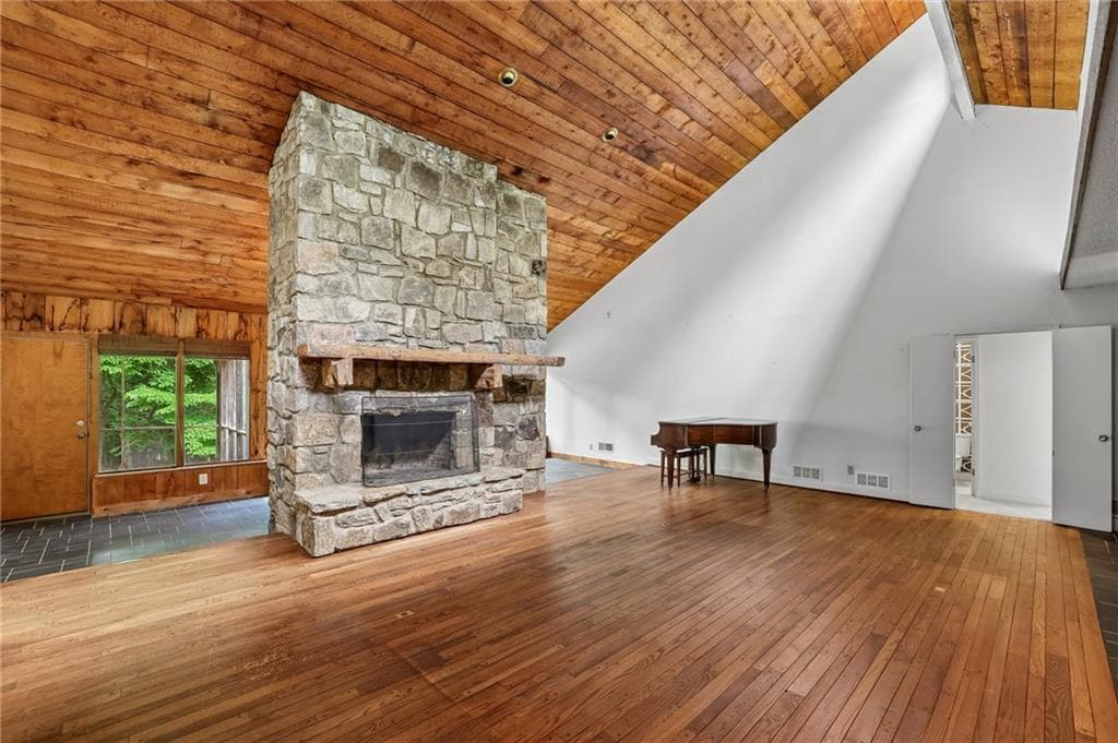 3 bedroom, 3 bathroom, 2,524 sq ft single family residence for sale at 5501 Tilly Mill Road, Atlanta, GA 30338