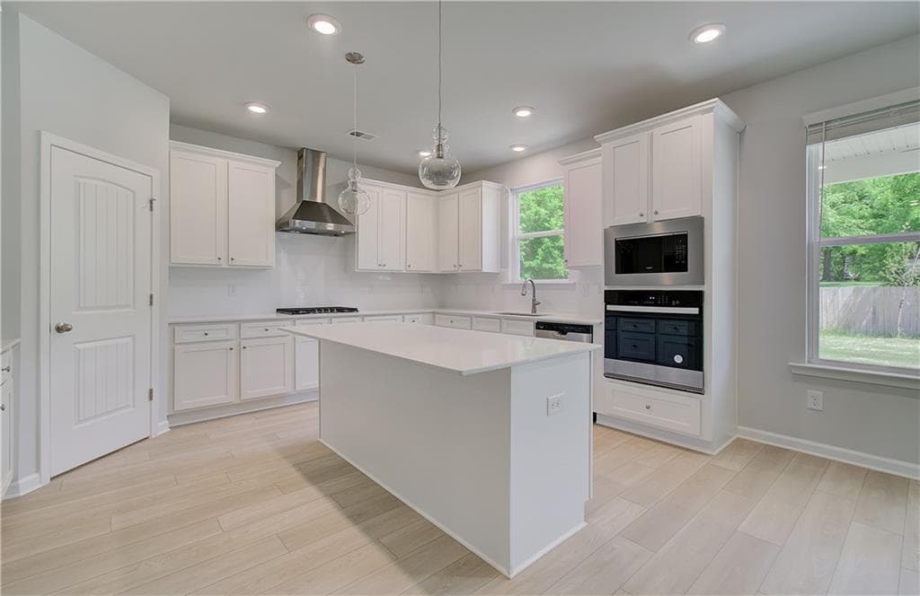 4 bedroom, 5 bathroom, 2,938 sq ft single family residence under contract at 681 Leafy Branch Way, Mcdonough, GA 30253 — photo 8