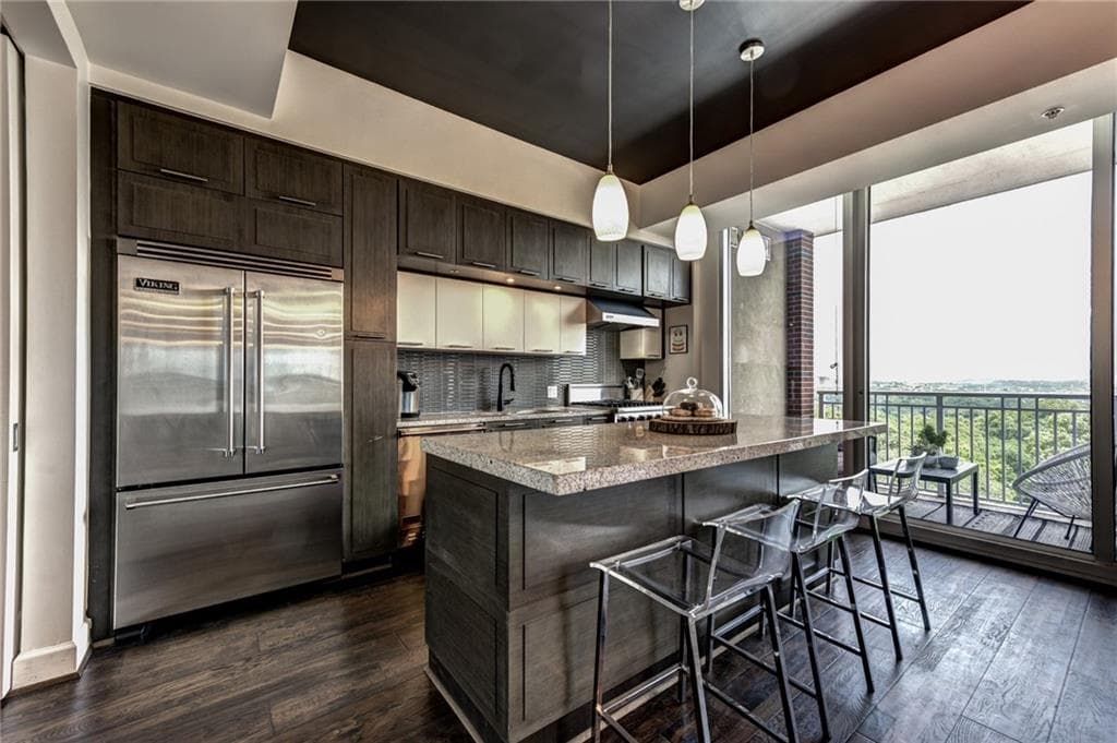 2 bedroom, 3 bathroom, 1,381 sq ft condominium for rent at 1820 Peachtree Street 1003, Atlanta, GA 30309 for $3,800 a month — photo 5