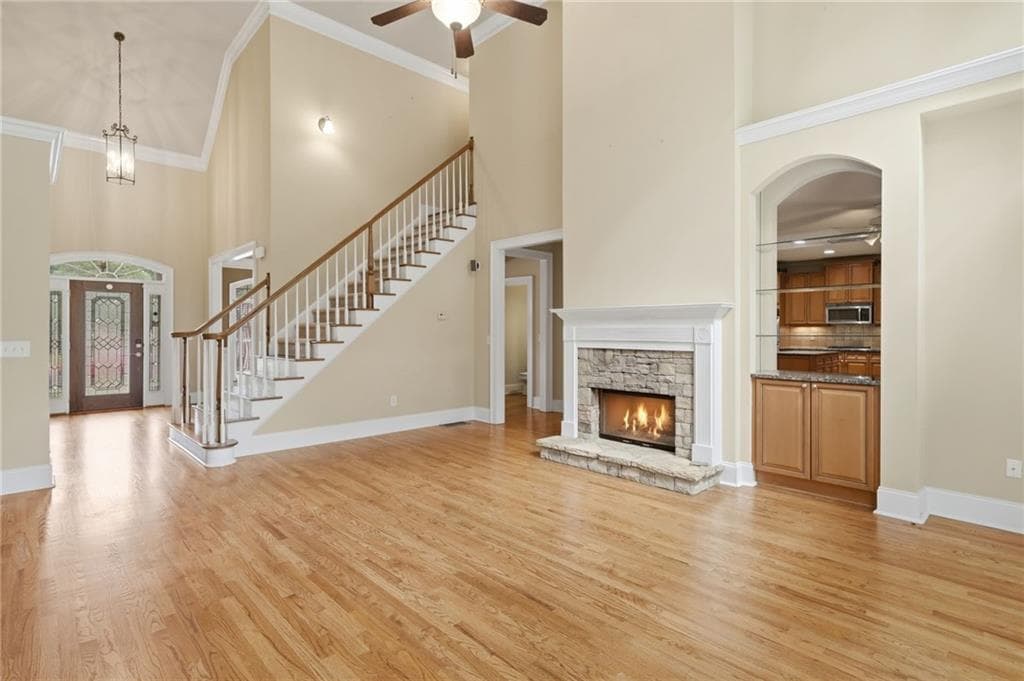 6 bedroom, 5 bathroom, 3,048 sq ft single family residence for sale at 715 Crescent Circle, Canton, GA 30115 — photo 10