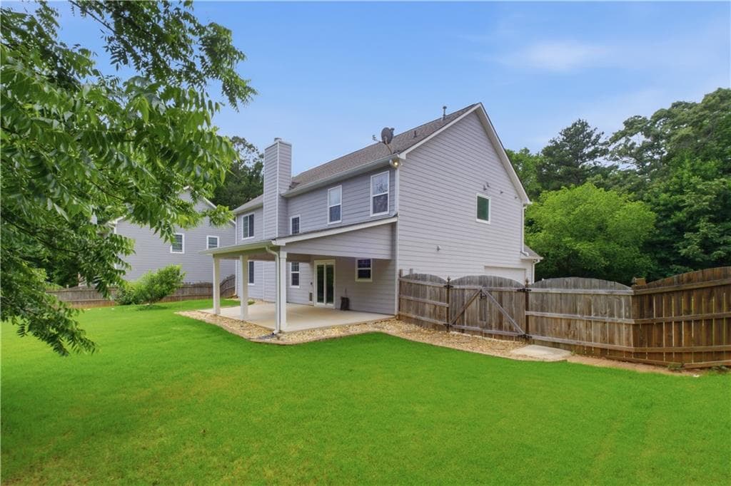 4 bedroom, 3 bathroom, 2,620 sq ft single family residence under contract at 1060 Forest Creek Drive, Canton, GA 30115 — photo 10