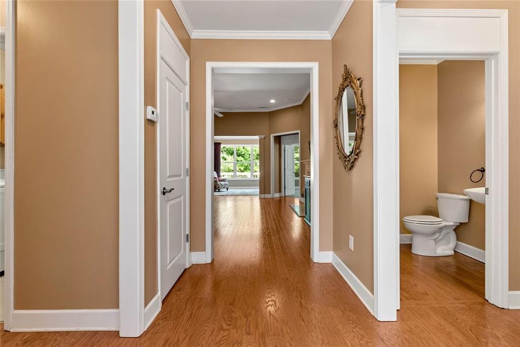 4 bedroom, 4 bathroom, 4,064 sq ft single family residence under contract at 3450 Locust Cove Road, Gainesville, GA 30504 — photo 3