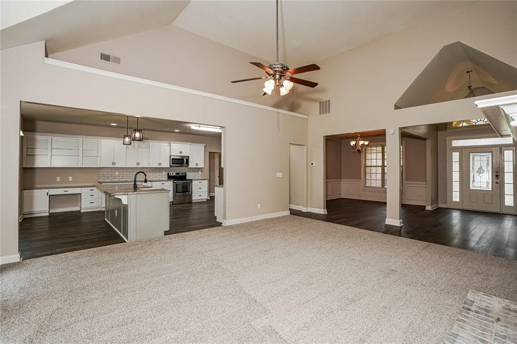 4 bedroom, 3 bathroom, 4,573 sq ft single family residence for sale at 256 Suffolk Way, Mcdonough, GA 30252 — photo 8