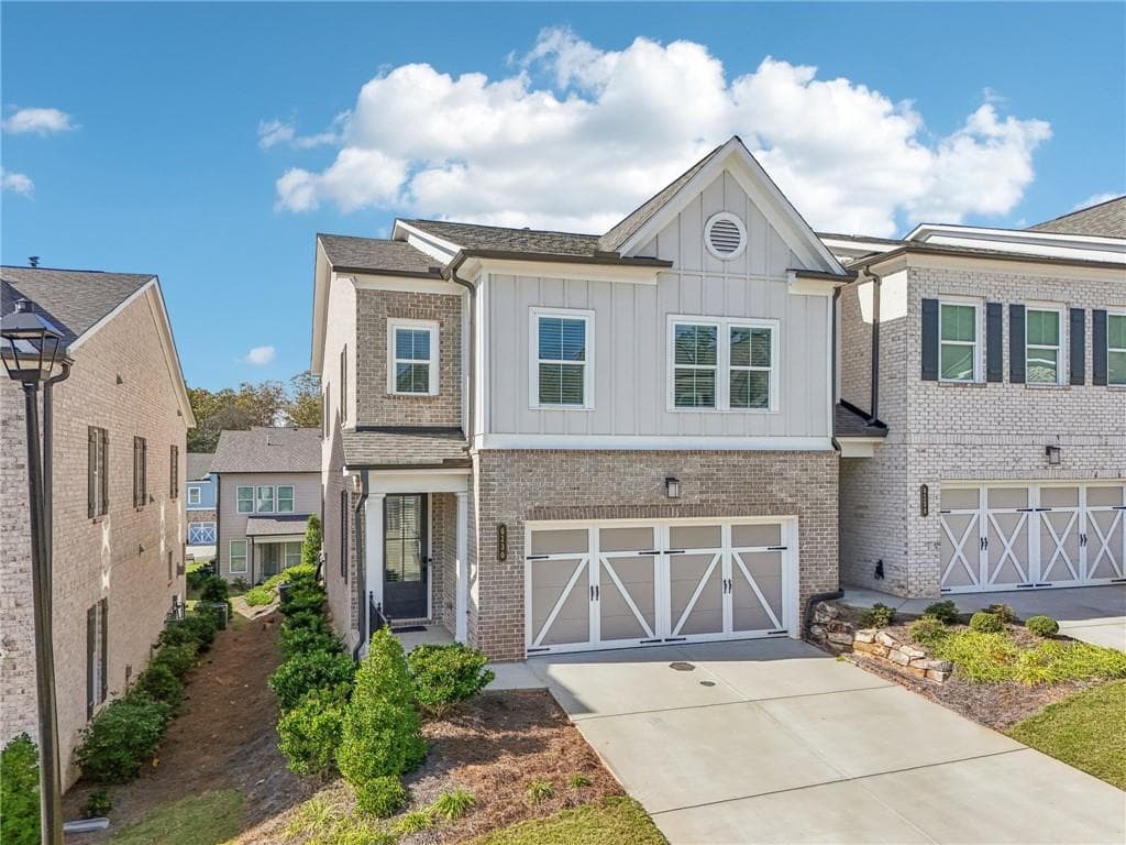 6130 Sweet Bay Lane