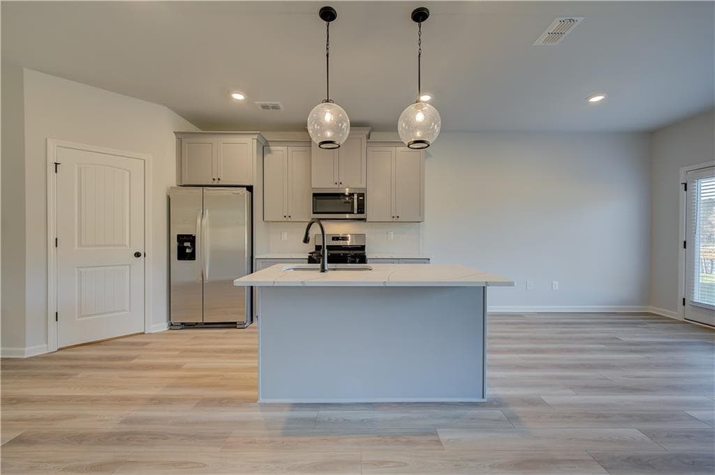 4 bedroom, 3 bathroom, 2,416 sq ft single family residence under contract at 187 Homesite Sedwick Place, Conyers, GA 30094 — photo 9