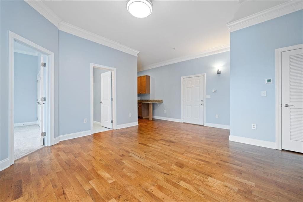 2 bedroom, 2 bathroom, 827 sq ft condominium for sale at 140 Alden Avenue 201, Atlanta, GA 30309 — photo 5