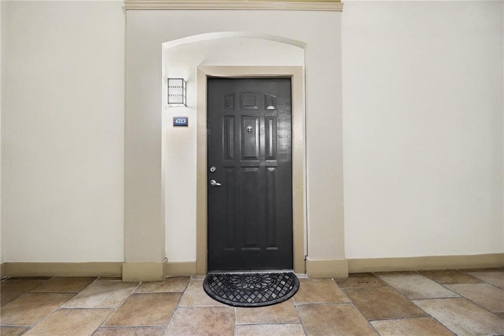 1 bedroom, 1 bathroom, 648 sq ft condominium under contract at 10 Perimeter Summit Boulevard 4213, Atlanta, GA 30319 — photo 5