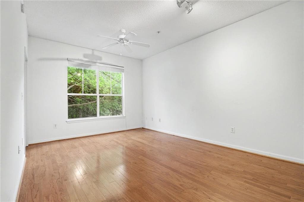 1 bedroom, 1 bathroom, 648 sq ft condominium under contract at 10 Perimeter Summit Boulevard 4213, Atlanta, GA 30319 — photo 9