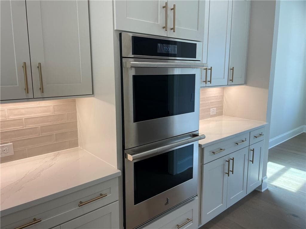 5 bedroom, 5 bathroom, 3,982 sq ft single family residence for sale at 7150 Pond View Drive, Cumming, GA 30028 — photo 6