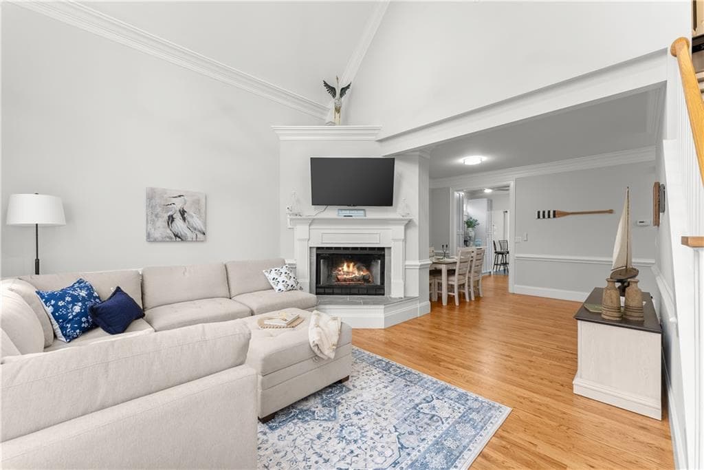 6 bedroom, 3 bathroom, 4,200 sq ft single family residence for sale at 3852 CLUBHOUSE Drive, Gainesville, GA 30501 — photo 6