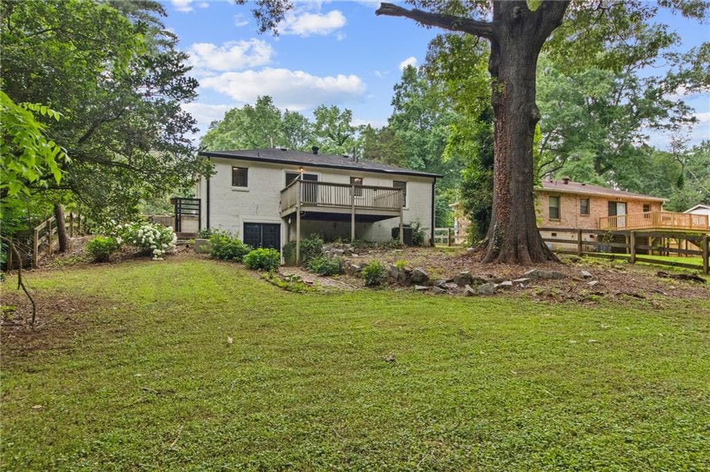 2 bedroom, 1 bathroom, 936 sq ft single family residence under contract at 1404 Cobb Branch Drive, Decatur, GA 30032 — photo 5