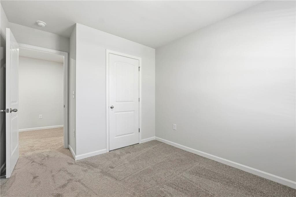 3 bedroom, 3 bathroom, 1,598 sq ft townhouse under contract at 8337 Columbia Court, Palmetto, GA 30268 — photo 6