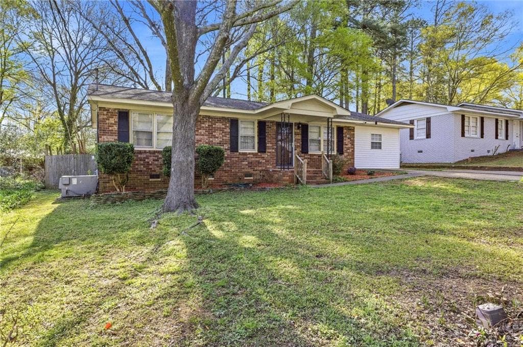 4 bedroom, 1 bathroom, 1,420 sq ft single family residence for sale at 162 Orchard Circle, Jefferson, GA 30529 — photo 2