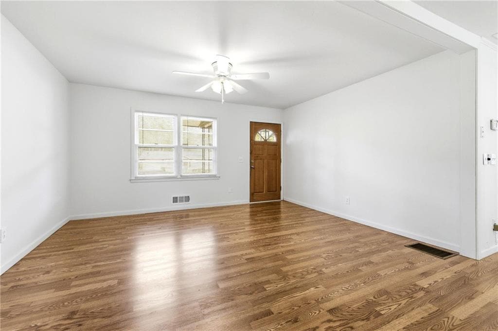 4 bedroom, 1 bathroom, 1,420 sq ft single family residence for sale at 162 Orchard Circle, Jefferson, GA 30529 — photo 7
