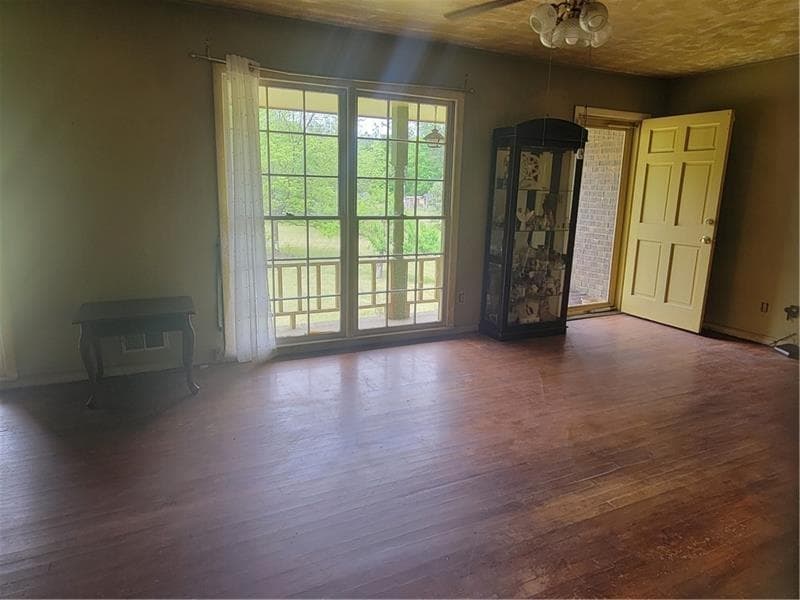 3 bedroom, 2 bathroom, 1,845 sq ft single family residence for sale at 160 Norman Road, Covington, GA 30014 — photo 8
