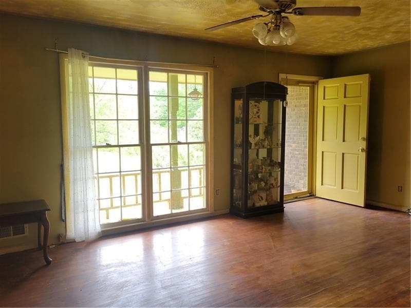 3 bedroom, 2 bathroom, 1,845 sq ft single family residence for sale at 160 Norman Road, Covington, GA 30014 — photo 10