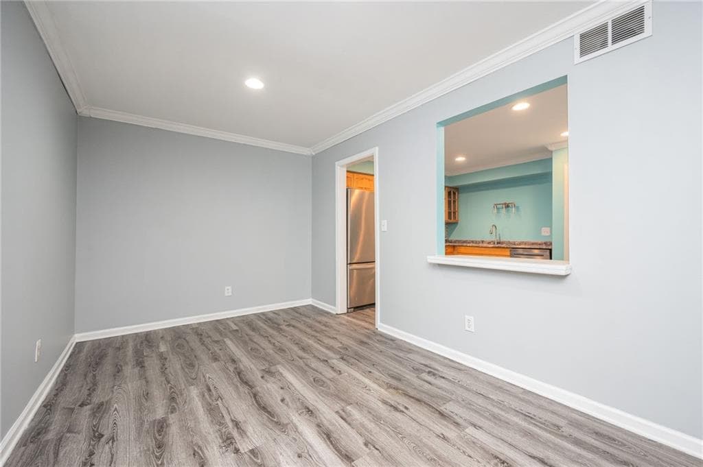 2 bedroom, 2 bathroom, 1,392 sq ft condominium under contract at 6520 Roswell Road 23, Atlanta, GA 30328 — photo 10