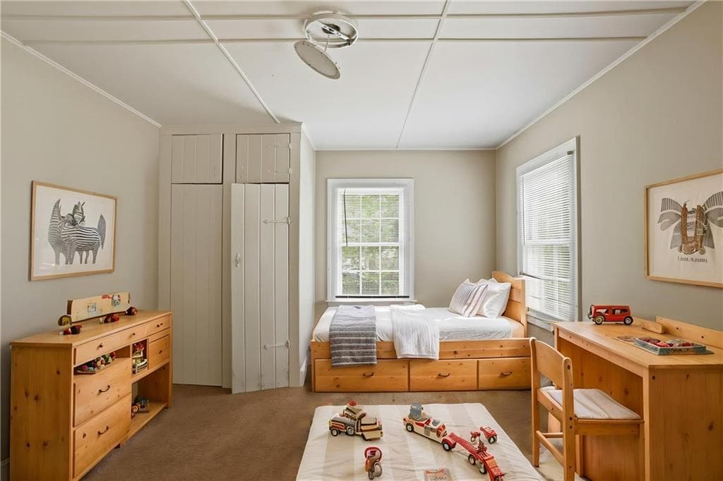 2 bedroom, 1 bathroom, 1,020 sq ft single family residence under contract at 2641 Sylvan Road, Atlanta, GA 30344 — photo 6