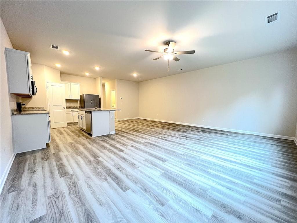 3 bedroom, 3 bathroom, 1,740 sq ft townhouse for rent at 4141 Oakwood Ter Court, Oakwood, GA 30566 for $2,000 a month — photo 10