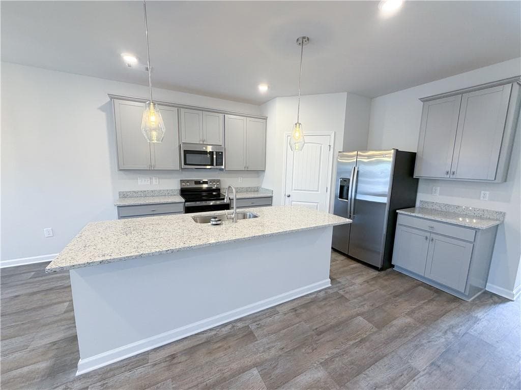 3 bedroom, 3 bathroom, 1,742 sq ft townhouse for rent at 5296 Magnolia Grove Way, Gainesville, GA 30504 for $1,950 a month — photo 3