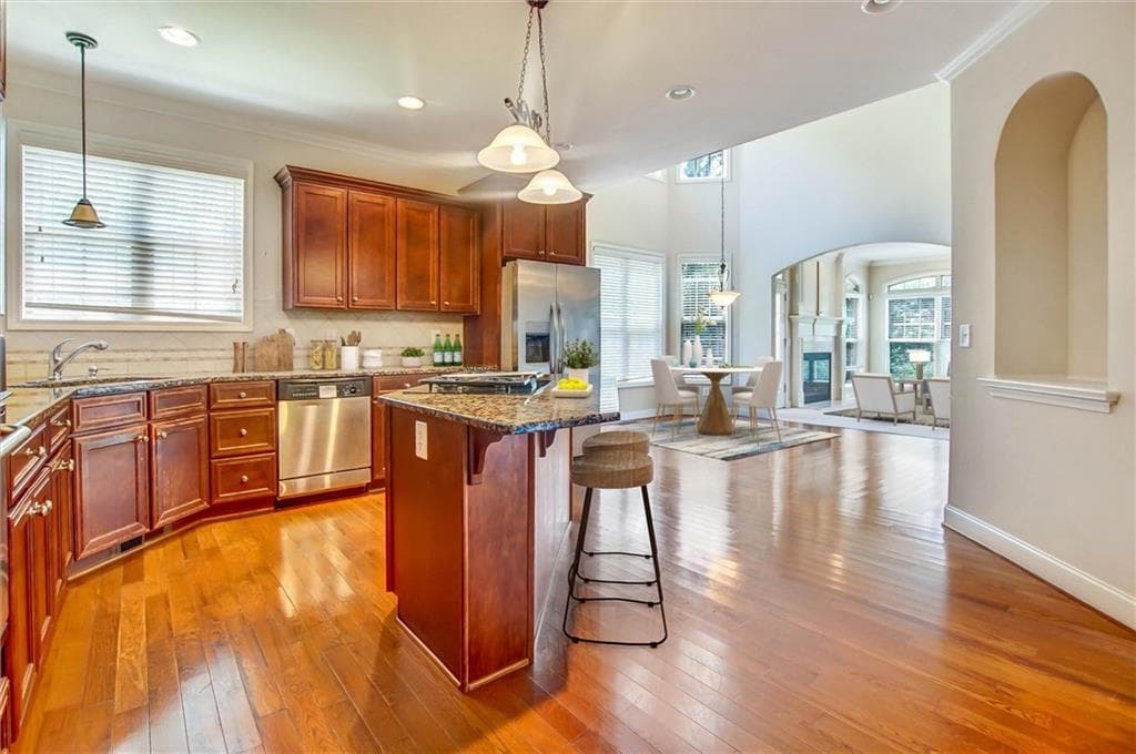 5 bedroom, 5 bathroom, 4,103 sq ft single family residence for sale at 1805 Regents Way, Conyers, GA 30094 — photo 10