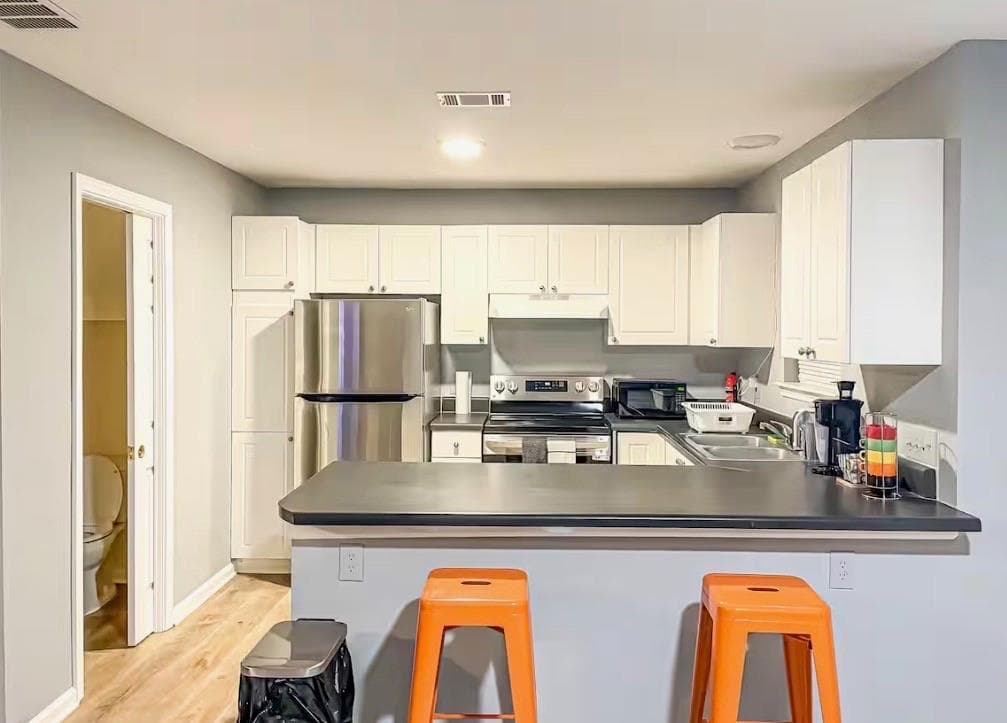 2 bedroom, 2 bathroom, 1,308 sq ft townhouse for sale at 1081 Estes Drive 403, Atlanta, GA 30310 — photo 5