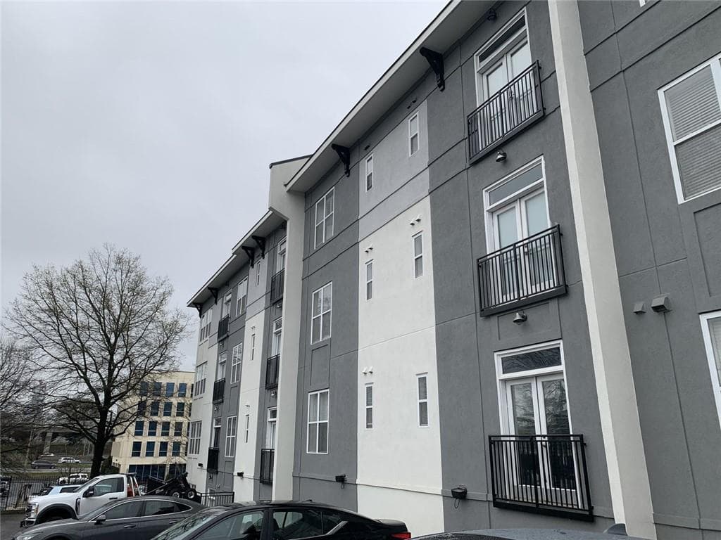 1 bedroom, 1 bathroom, 750 sq ft condominium sold at 502 Pryor Street 332, Atlanta, GA 30312
