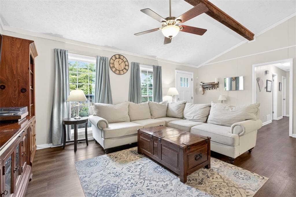 3 bedroom, 2 bathroom, 1,333 sq ft single family residence for sale at 1783 Riverridge Drive, Conyers, GA 30012 — photo 5